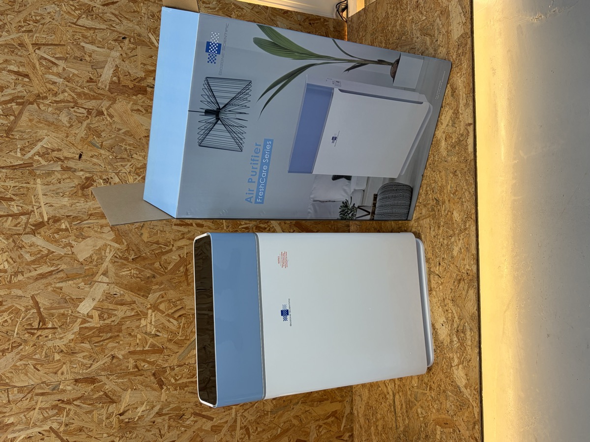 Freshcare Ultra+ met verpakking